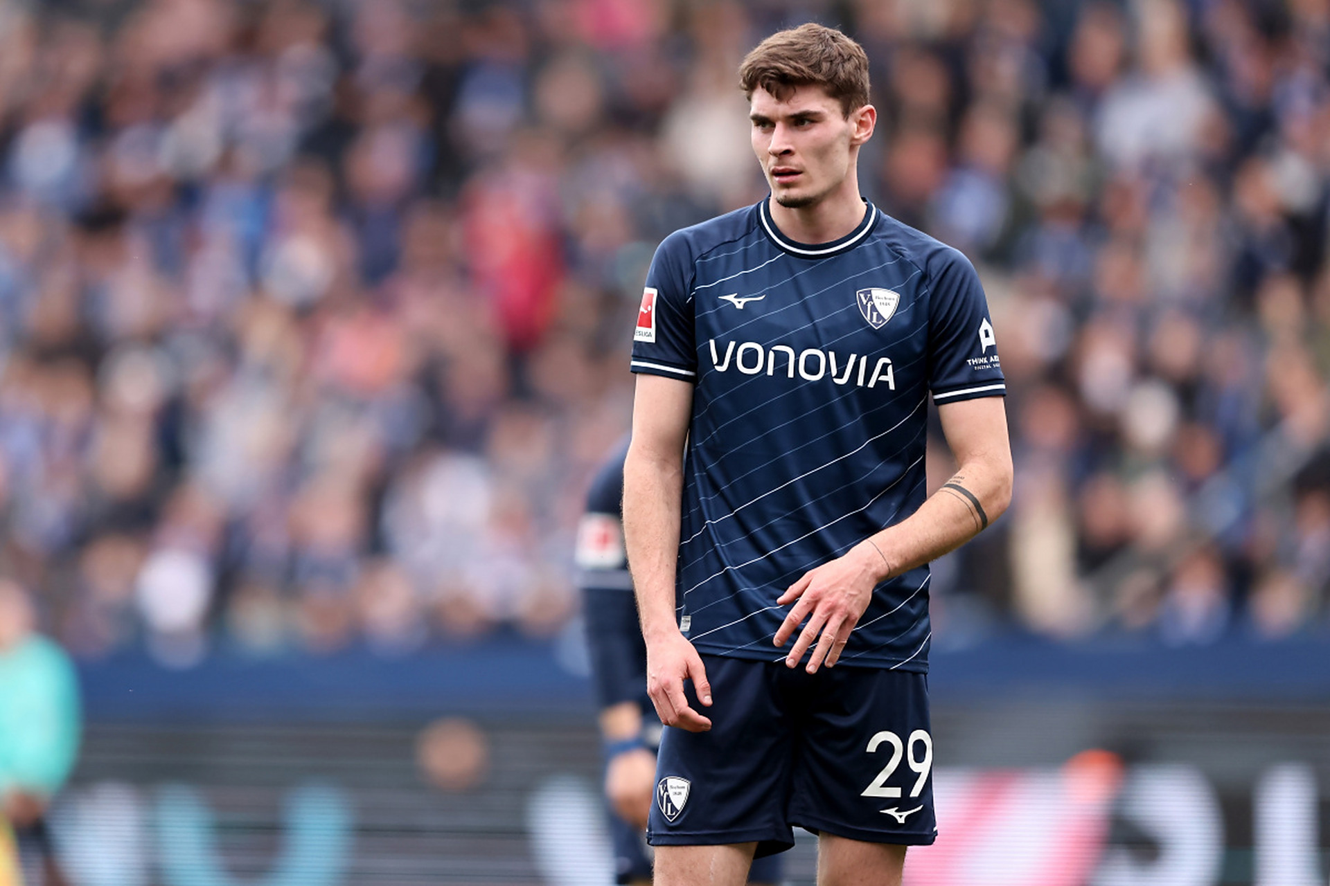 发起攻势 发起攻势